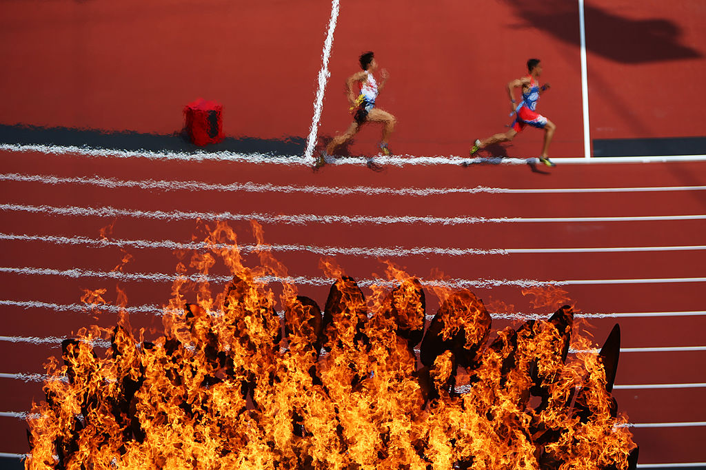 Olimpijske igre London (Engleska) 2012., 9. avgust - Olimpijski plamen i trka štafeta 4x400 metara za muškarce;   Foto: Guliver/Getty Images/Michael Steele