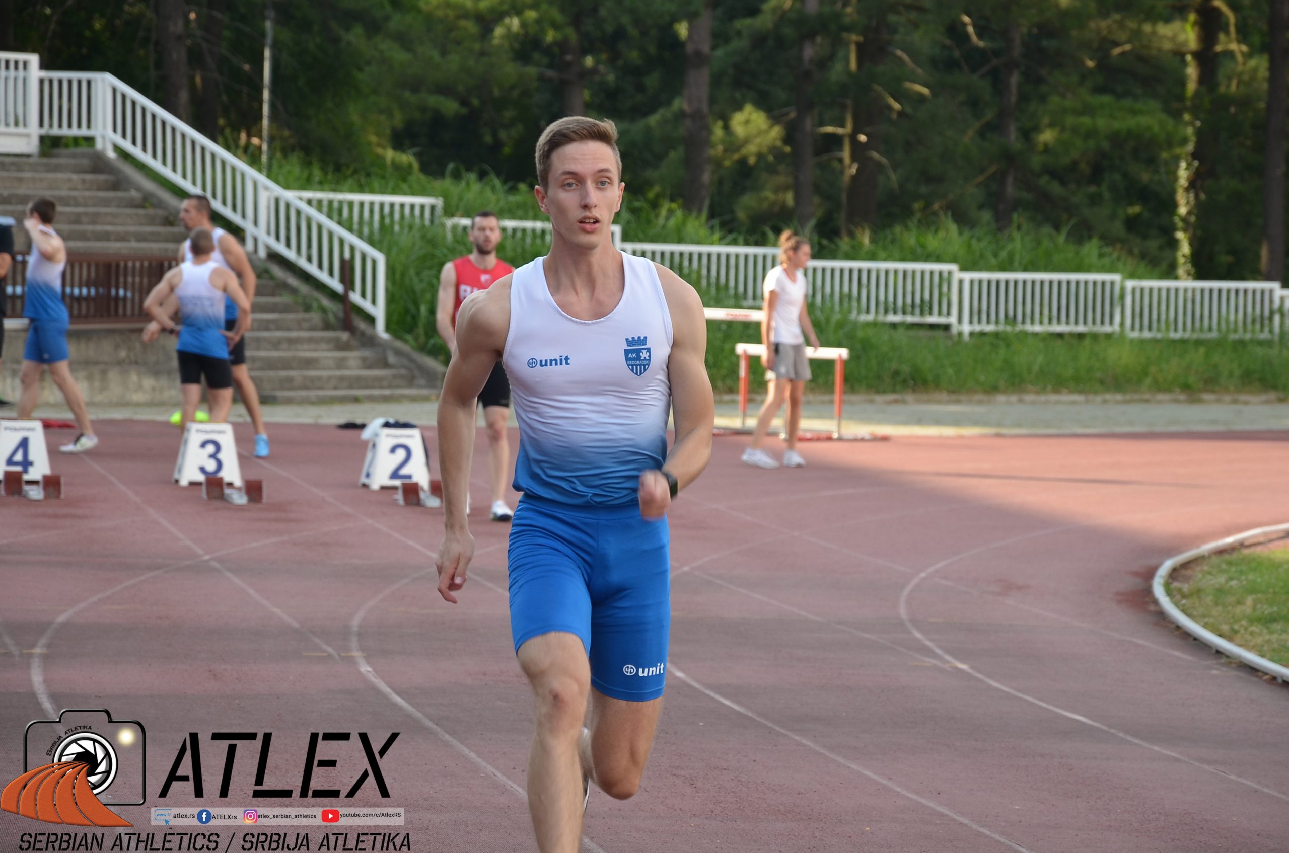 Aleksa Kijanović, priprema za trku na 100m