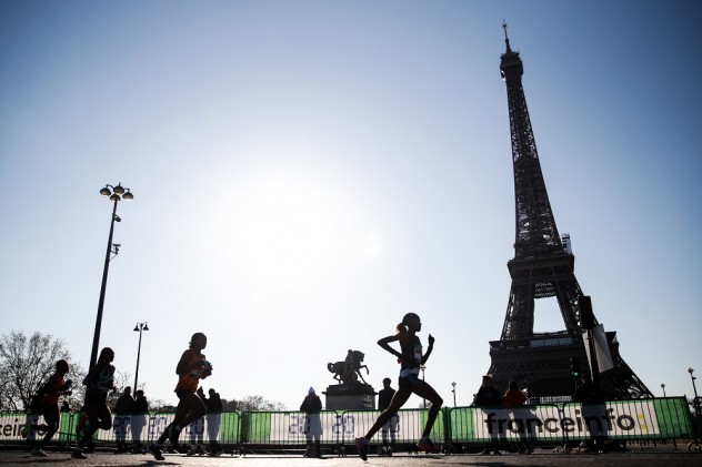 Pariz maraton 2022;   FOTO: EPA/M. Badra